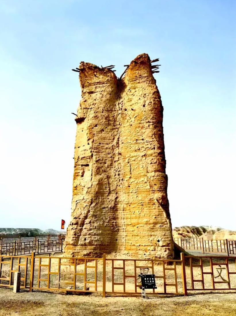 克孜尔尕哈烽燧景区.png
